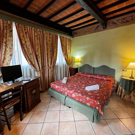 Villa Le Camelie Сиена Экстерьер фото